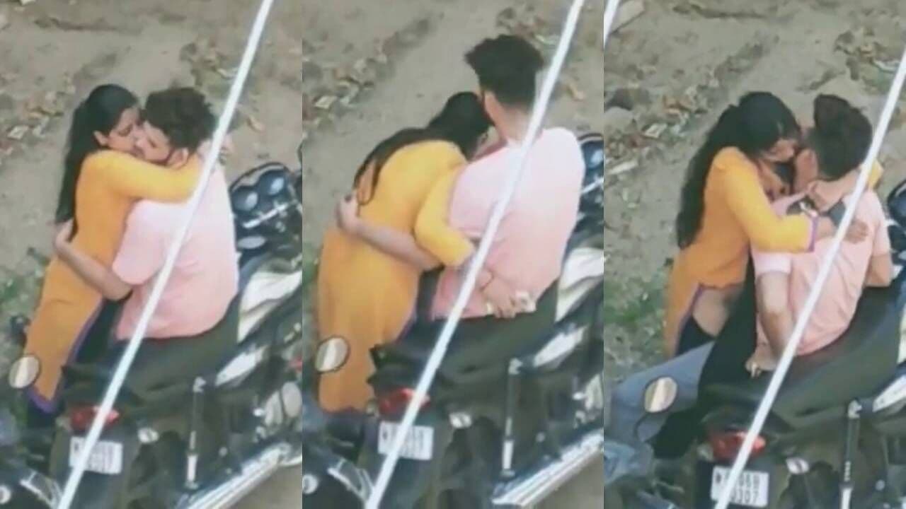 Gutsy Indian girl sucking bf's dick & fucking outdoor on the street